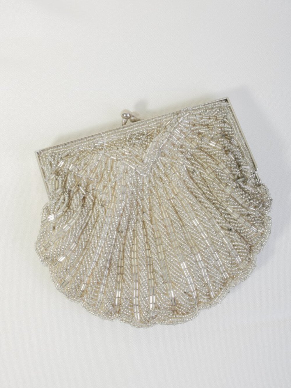 Vintage Walborg Seashell Beaded Purse Evening Clutch